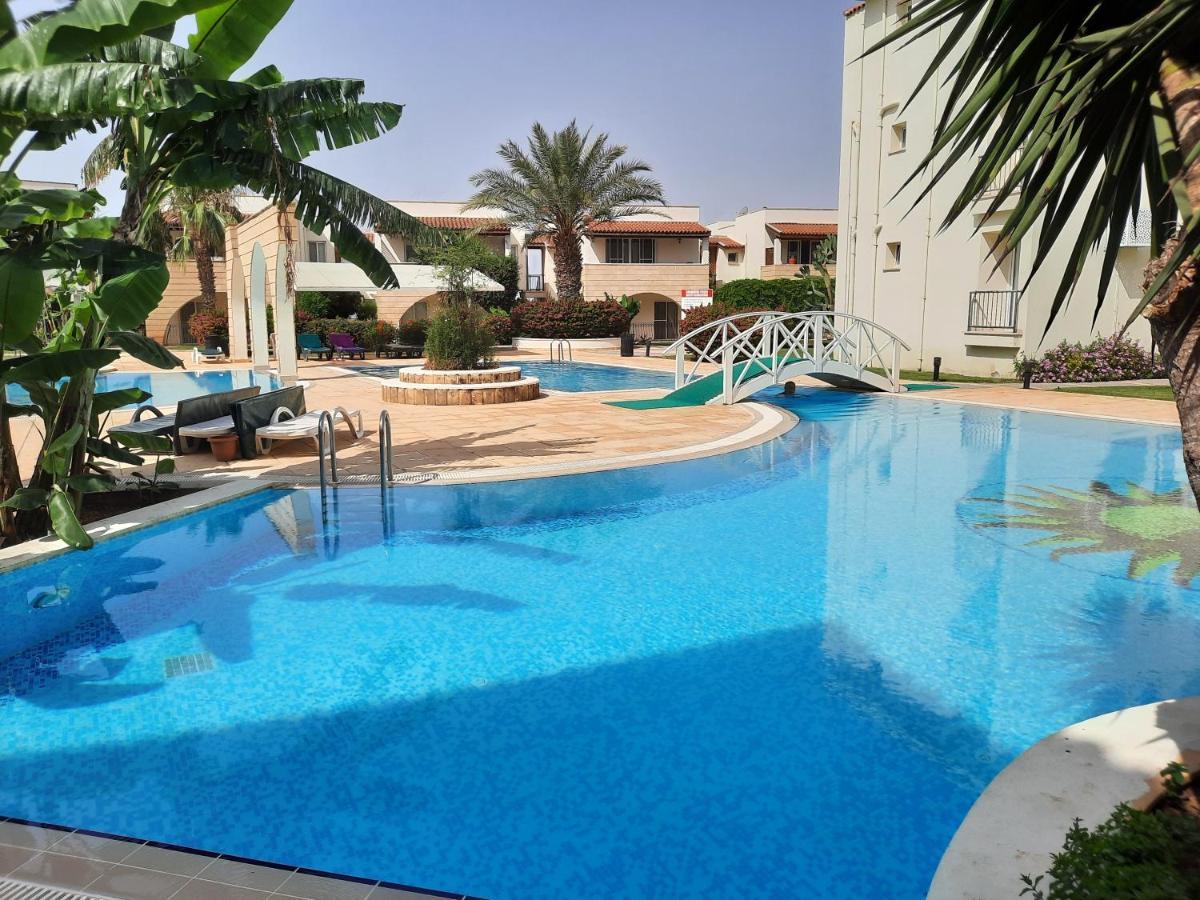 Sunrise Beach Suite B7 Gastria Exterior foto